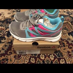 Reebok,Girls Run Supreme Tennis Shoes,size 12.Cute